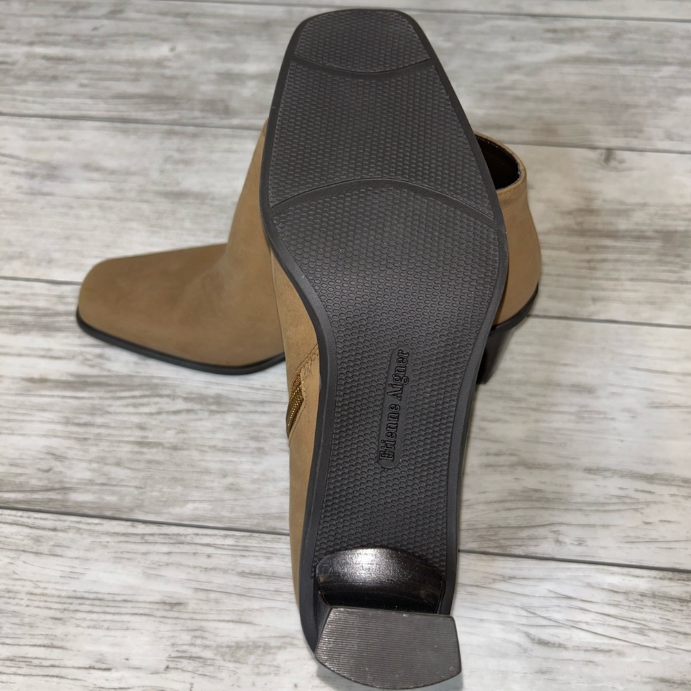 Etienne Aigner Tan Ankle Boots with Zipper size 8.5 - Picture 5 of 5